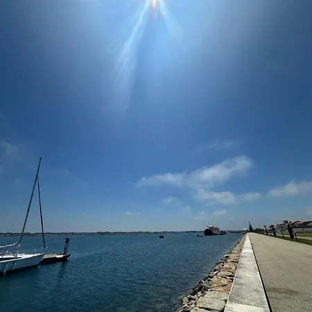 Aveiro House, 3 E Piscina Apartment