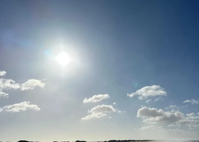 Premium & Pool Apartment